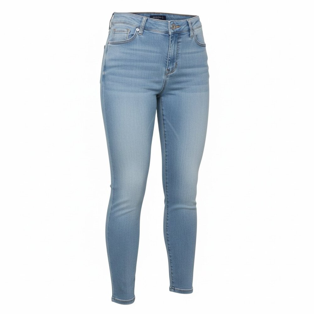 Light Wash Jeggings